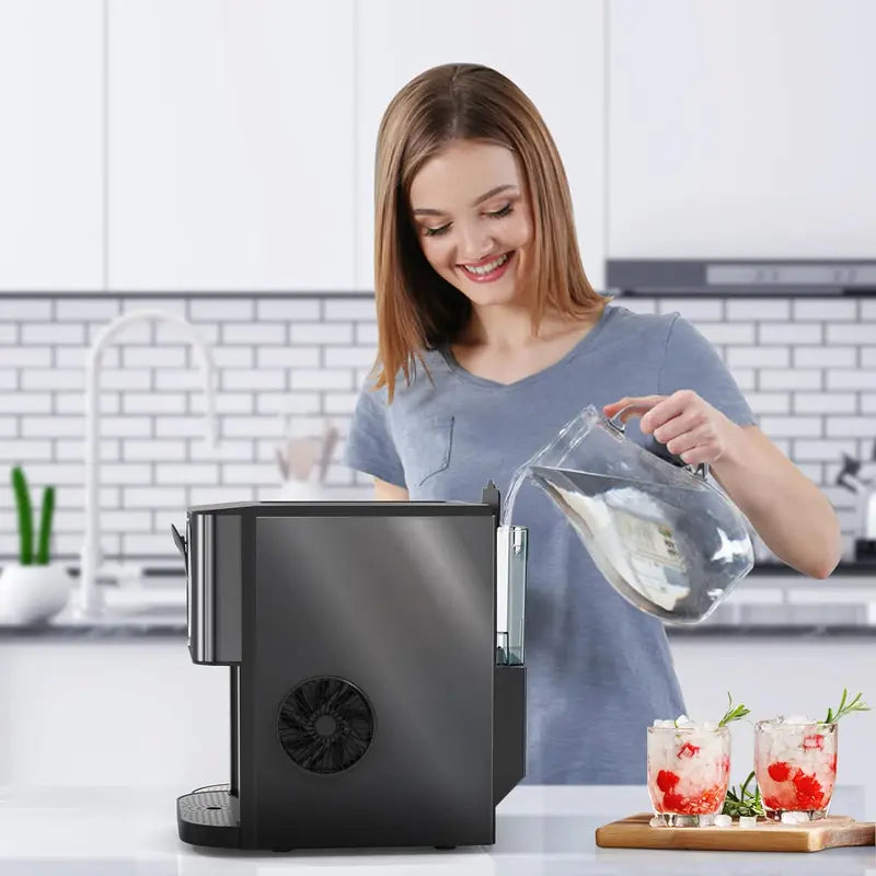 Countertop Ice Maker: Rapid Ice Production in 15 Minutes | Auto-Cleaning & Auto-Dispensing
